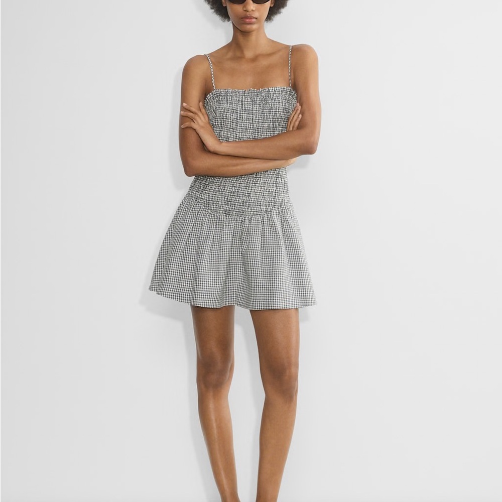 Wilfred-Aritzia 
Corinne Linen Dress